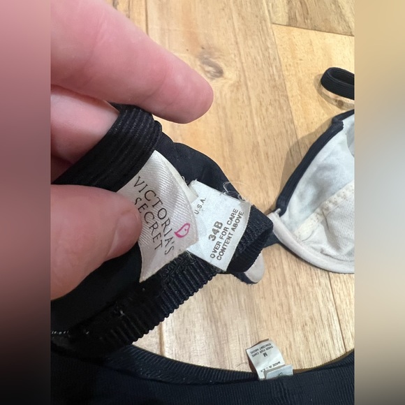 Black bathing suit - Picture 3 of 5